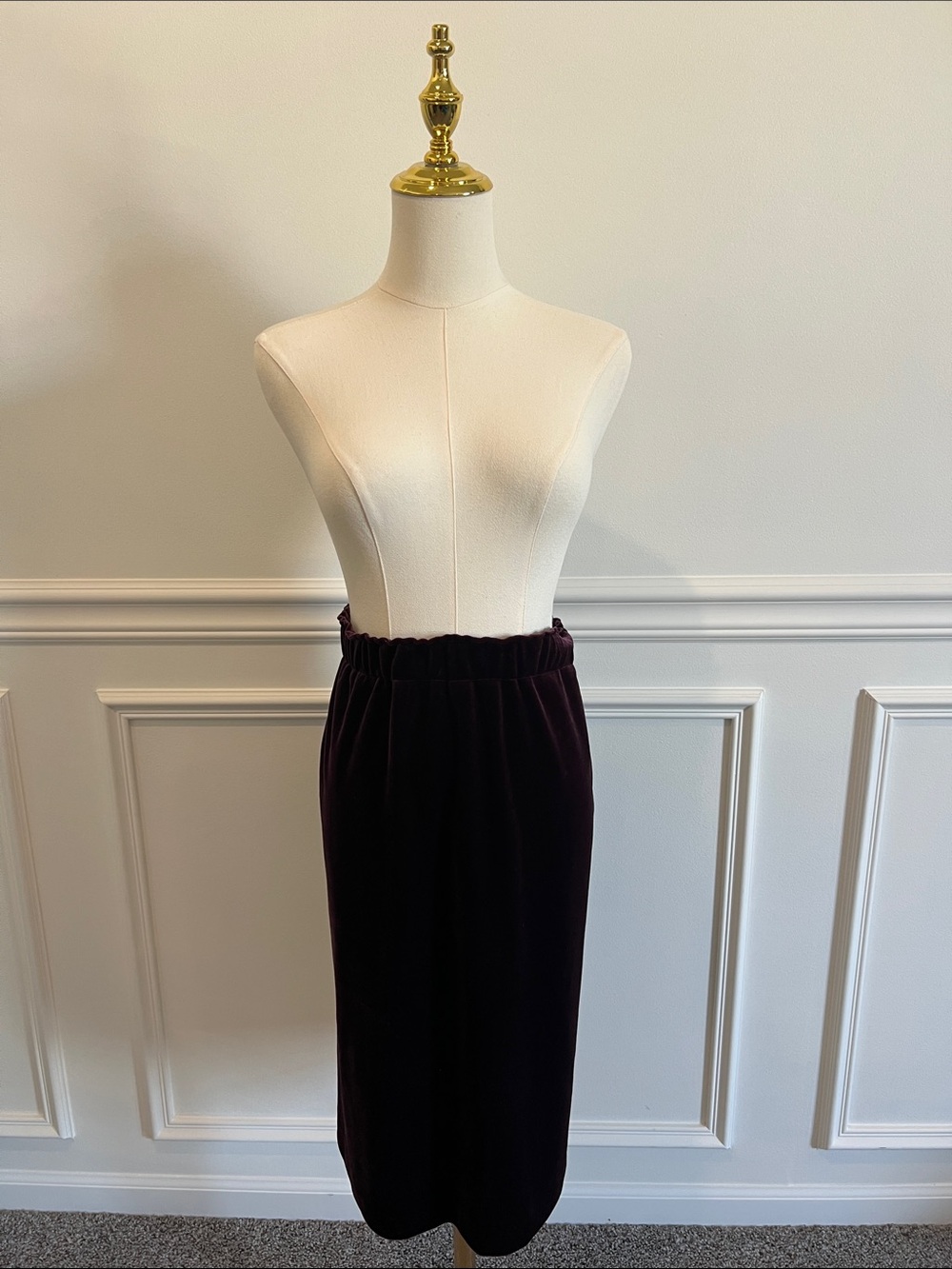 Ann Taylor Velvet Midi Skirt in Plum